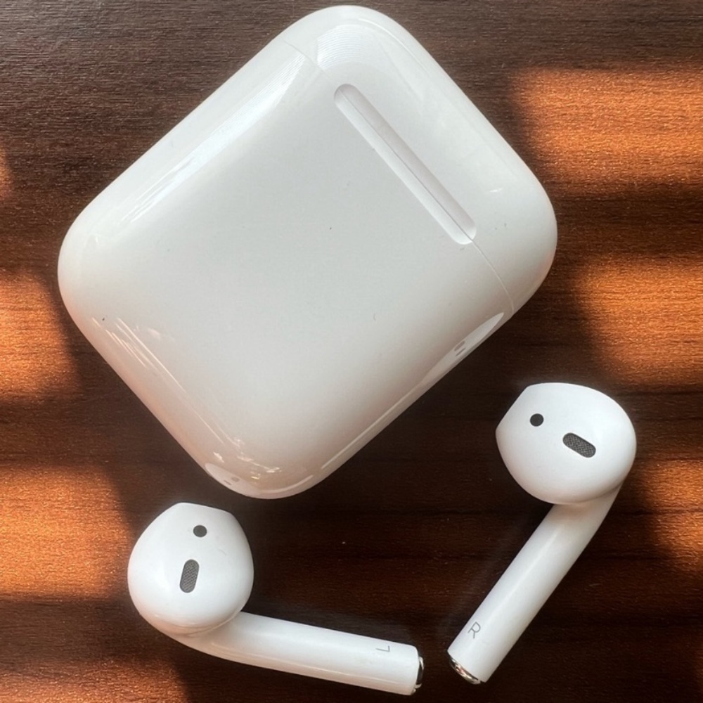 Apple AirPods